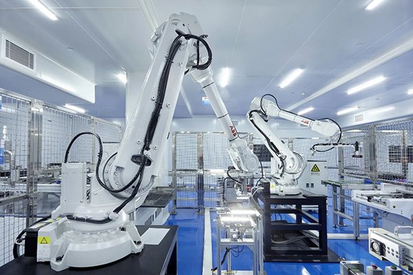 绿色实力再获权威认可！雄韬股份入选国家级“绿色工厂”引领行业转型